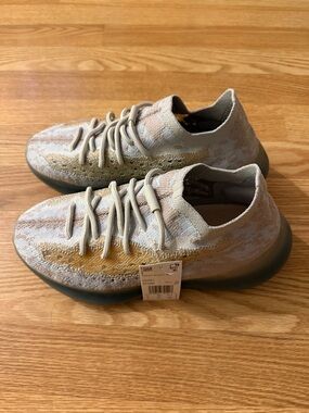 adidas Men Sneakers. Yeezy boost 380 pepper. 26.5cm US9 New No Box